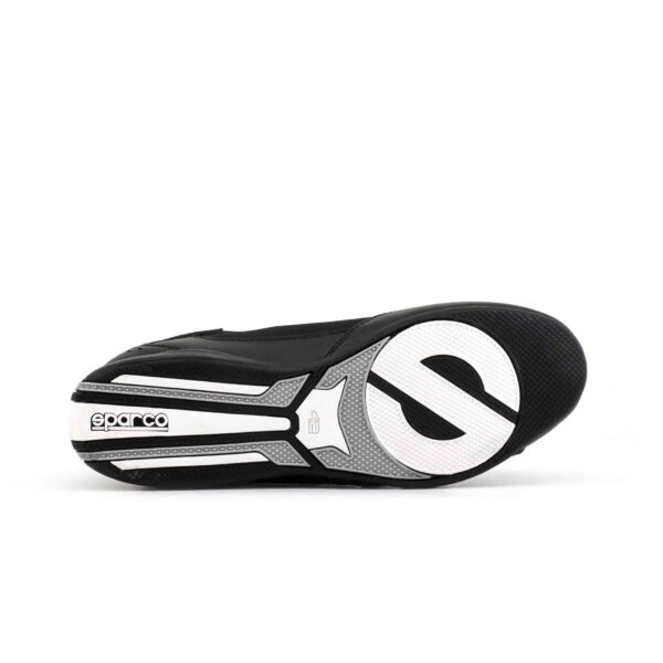 Sparco SP-F5 Black/Red Shoes Sneakers Picture5: Designed for ultimate street durability and performance, Sparco SP-F5 Black/Red Shoes is what you’d expect in a competition driving shoes. That is why these shoes/boots feature a thin sole for maximum pedal feel and control. The sole continues up the heel's back to provide a smooth and stable pivoting point for heel-toe shifting. Comfortable shoes/boots that can be used for everyday car and motorbike driving, touring, racing, karting and even sim racing.
