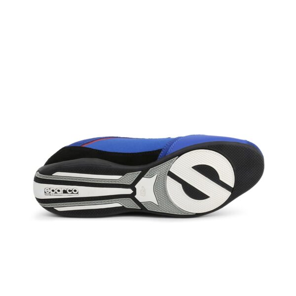 Sparco SP-F6 Blue/Red Royal Shoes Sneakers Picture5: Designed for ultimate street durability and performance, Sparco SP-F6 Blue/Red Royal Shoes is what you’d expect in a competition driving shoes. That is why these shoes/boots feature a thin sole for maximum pedal feel and control. The sole continues up the heel's back to provide a smooth and stable pivoting point for heel-toe shifting. Comfortable shoes/boots that can be used for everyday car and motorbike driving, touring, racing, karting and even sim racing.